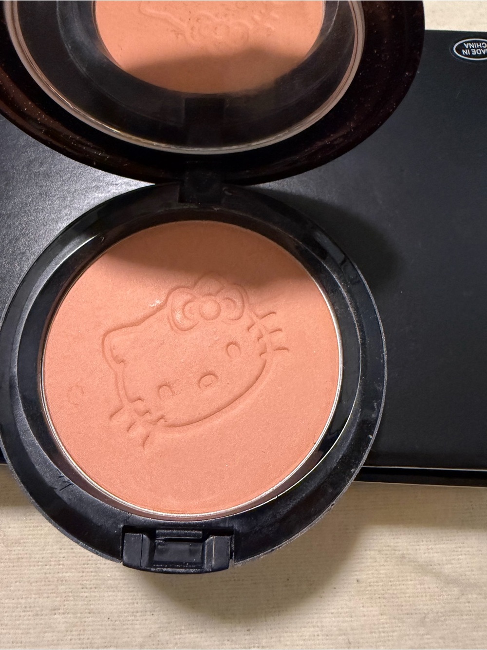 MAC Hello Kitty Peach Blush Compact - Soft Peach Cheek Color